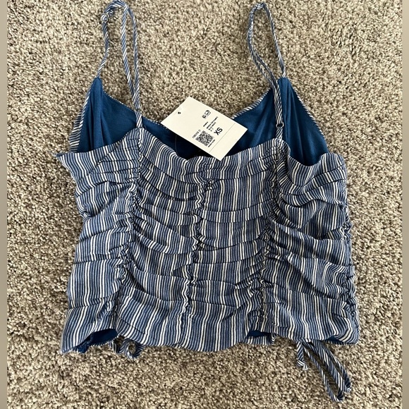 Forever 21 Top - Picture 1 of 3